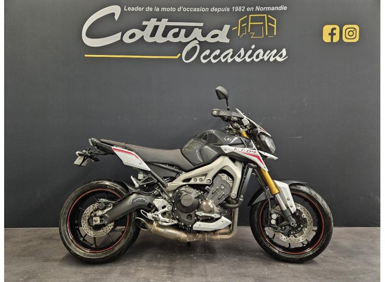 YAMAHA MT 09 STREET RALLY REVISEE ET GARANTIE 12 MOIS !