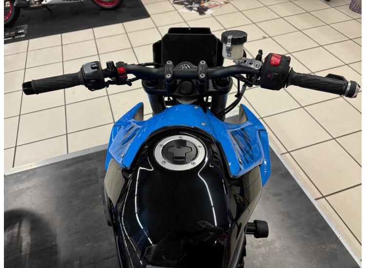 SUZUKI GSX 8S EQUIPEE PISTE IDEALE SPORTWIN OU TWINCUP 