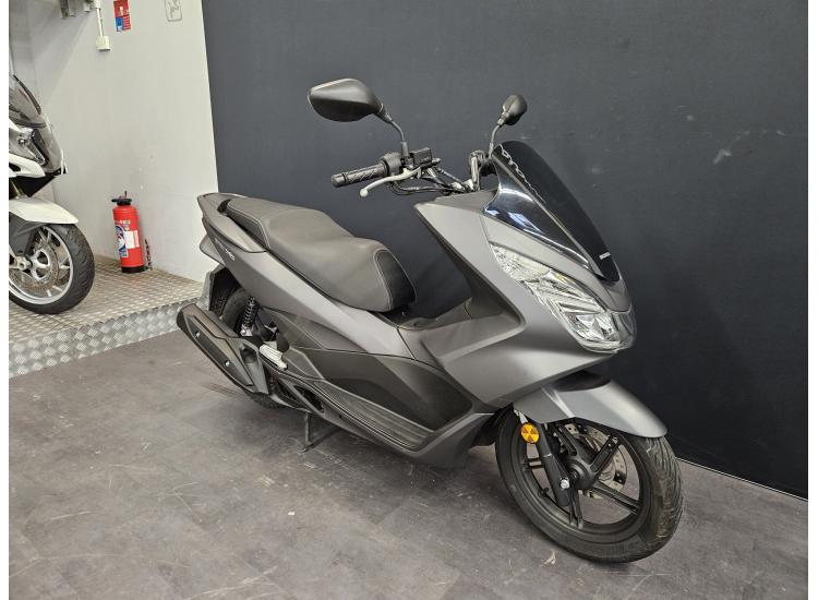 HONDA PCX 125 REVISE ET GARANTI 12 MOIS !