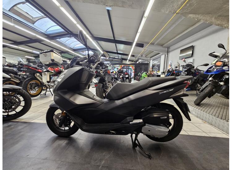 HONDA PCX 125 REVISE ET GARANTI 12 MOIS !