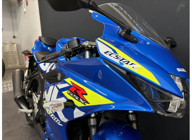 SUZUKI GSX-R 125  REVISEE & GARANTIE !