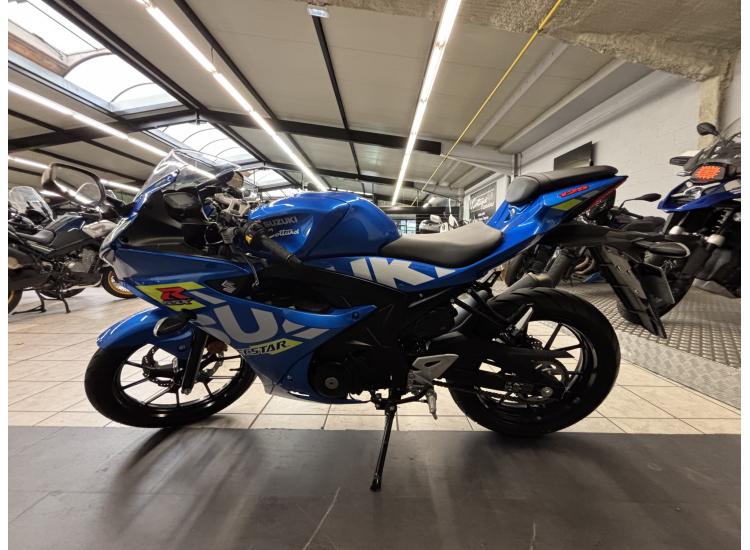 SUZUKI GSX-R 125  REVISEE & GARANTIE !