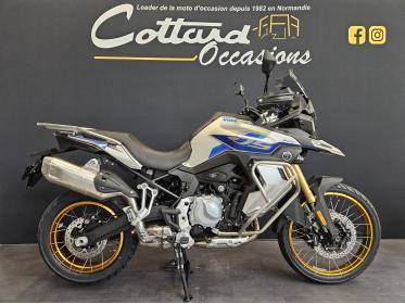 VOGE 900 DSX