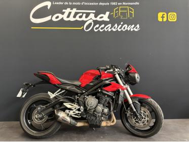 TRIUMPH STREET TRIPLE 660 S