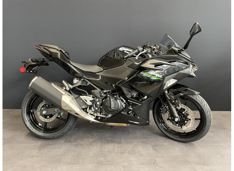 KAWASAKI NINJA 500 