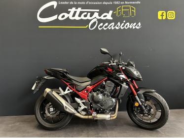 HONDA CB 750 HORNET